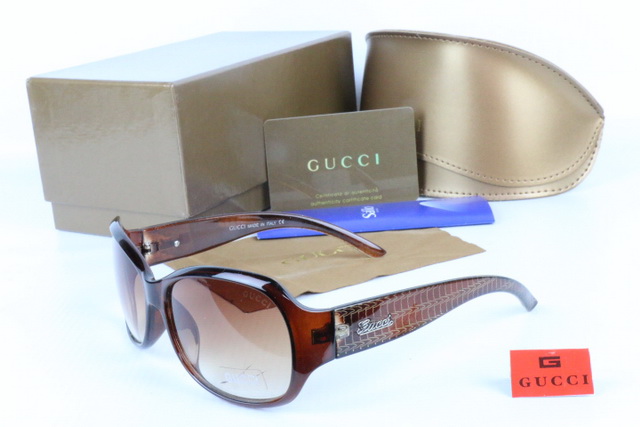 GUCCl Boutique Sunglasses 054